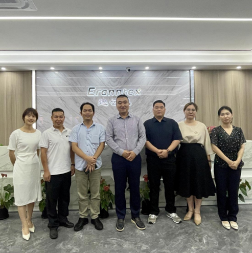 热烈欢迎韩国客户莅临草莓直播TV成人实地考察，共商合作大计！
